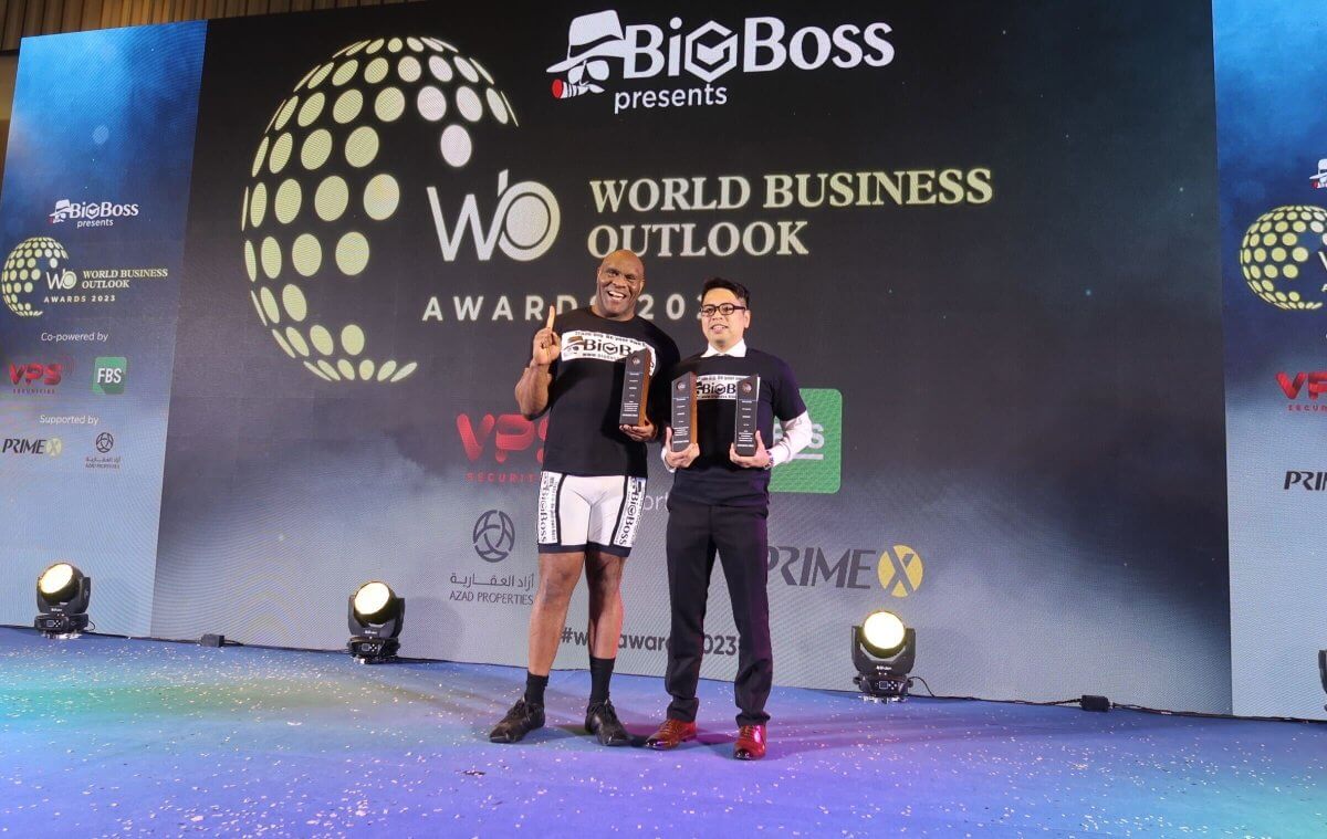 World Business Outlook Awards 2023受賞の様子